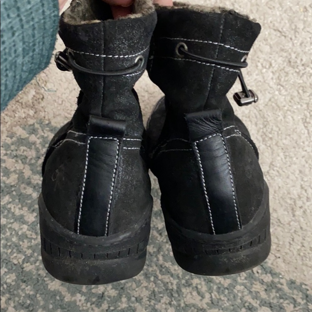 OTBT Fanfare Cold Weather Boot in Black - Picture 7 of 8